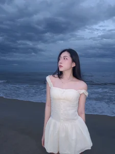 Saigon Muse Captivates Fans with Stunning Beachside Photoshoot - image 9