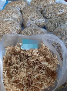 Rare Wild Vegetable Grown on Rocks Sold for 800,000 VND per Kilogram - image 2