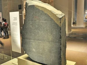 Ancient Stone Slab With Mysterious Language Leaves Archeologists Completely Baffled - image 1