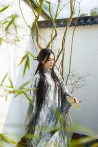 YiTuYu Art Language Vol.6352: Featuring the Elegant Dong Chu Liu - image 25