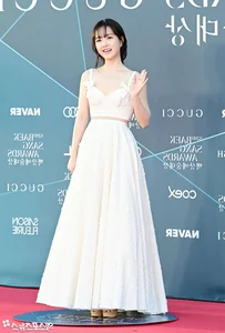 Red Carpet Glamour: Stars Shine at the 62nd Baeksang Arts Awards Gallery - image 52