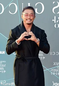 Red Carpet Glamour: Stars Shine at the 62nd Baeksang Arts Awards Gallery - image 42