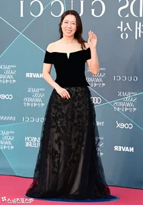 Red Carpet Glamour: Stars Shine at the 62nd Baeksang Arts Awards Gallery - image 50