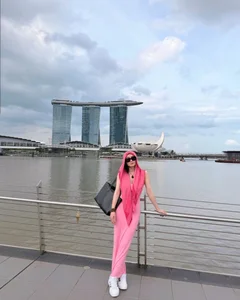 Huyen Baby Celebrates 13th Wedding Anniversary with Wealthy Husband - image 9