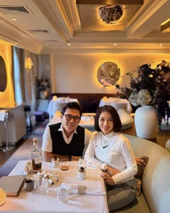 Huyen Baby Celebrates 13th Wedding Anniversary with Wealthy Husband - image 6