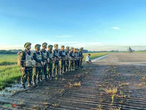 Special Commando Brigade 1 Ready for Any Combat Situation - image 1