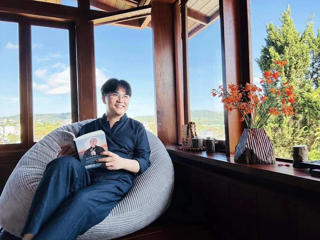 Inside the Lush Green Garden of Vietnam’s Wealthiest MC