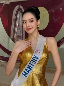 Rare Childhood and School Photos of Miss International 2024 Thanh Thuy - image 0