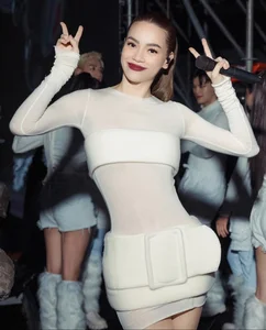Nhat Kim Anh Elegant Wedding Guest Outfit Suffers Unexpected Wardrobe Malfunction - image 0