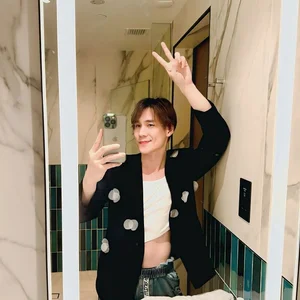 Inside the Luxurious and Quiet Life of Singer Khanh Phuong at 44 - image 1