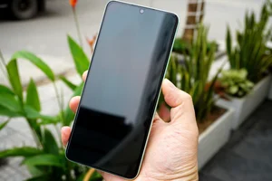 Affordable NFC Smartphones Take Over the Budget Market - image 2