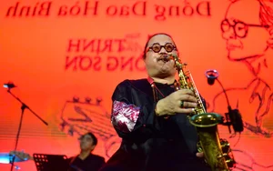 Artists Gather to Honor the Legacy of Legendary Composer Trinh Cong Son - image 13