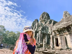 Solo Female Backpacker Travels 4 Countries on a Budget of 35 Million - image 5