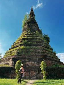 Solo Female Backpacker Travels 4 Countries on a Budget of 35 Million - image 8