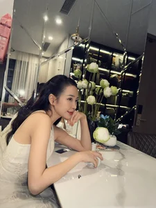 Diep Lam Anh's Sweet Gift and Quynh Nga's Pickleball Style - image 1