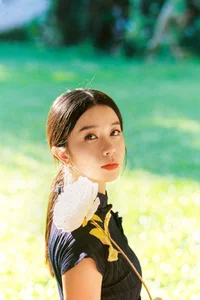 YiTuYu Art Language Vol.9973: Modern Aesthetics with Model Zi Ning - image 7