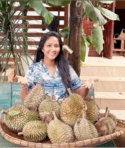 H'Hen Nie Embraces Motherhood: A Peaceful Retreat in Her Hometown - image 6