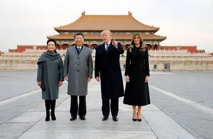 Peng Liyuan: The First Lady Redefining China’s Soft Power Through Fashion and Diplomacy - image 7