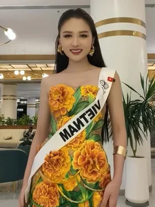 Sweet Elegance: Miss Intercontinental Contestant Thu Ngan Shines in Latest Photos - image 6