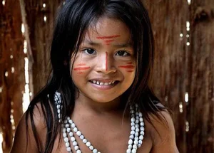 The Mysterious Tribe Where Women Squat on Dry Leaves to Give Birth - image 6