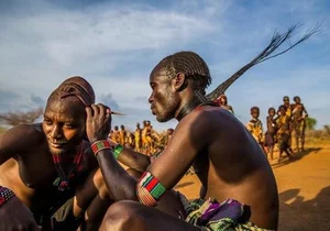 The Mysterious Tribe Where Women Squat on Dry Leaves to Give Birth - image 7