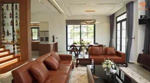 Step Inside a Luxurious 200m2 Weekend Villa Retreat in Hai Duong - image 9