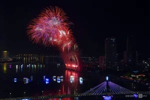 Vietnam vs. Finland: Spectacular Opening Night at the International Fireworks Festival - image 2
