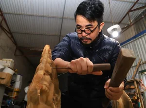 Unique Collection of 1,000 Handcrafted Dragon Sculptures - image 2