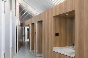 Innovative Narrow Townhouse Designed Like an Airplane Cabin - image 0