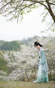 YiTuYu Art Language Vol.9478 featuring Sen Sen 14P - image 2