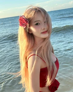 Beautiful TikToker Dieu Linh Bikini Photoshoot Gallery - image 19