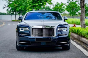 The Ultimate Expression of Luxury: A Closer Look at the Rare Rolls-Royce Dawn V12 Convertible in Stunning Detail - image 9