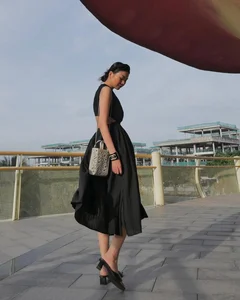 The Ultimate Guide to Styling Grandma Shoes: The Retro Footwear Trend - image 2