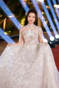 Phuong My Chi's Inspiring Journey to the Top 3 of Sing! Asia - image 10