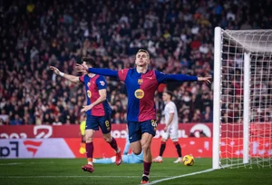 Barcelona Dominates Sevilla: A Decisive Step in the La Liga Title Race - image 4