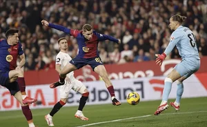Barcelona Dominates Sevilla: A Decisive Step in the La Liga Title Race - image 7