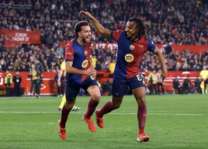 Barcelona Dominates Sevilla: A Decisive Step in the La Liga Title Race - image 5