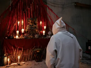 Kim Jae Joong and Gong Sung Ha Confront Supernatural Terror in Horror Film The Shrine - image 6
