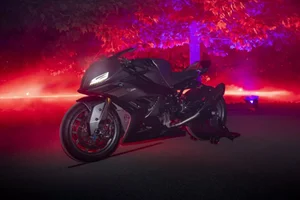 BMW Concept RR: The Future of Superbikes Wrapped in Full Carbon Fiber - image 3