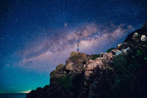 Hunting the Milky Way: Astrophotography in the Serene Night of Con Dao - image 3