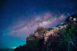Hunting the Milky Way: Astrophotography in the Serene Night of Con Dao - image 6