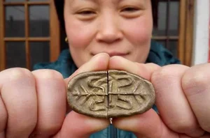 Lucky Find: How a Split Stone Changed One Woman's Life Forever - image 1
