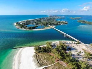 Stunning Paradise Islands in the United States You Must Visit - image 10