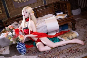 Coser Shuangmu Fusu: Stunning Brest Red Ancient Style Photoshoot - image 38