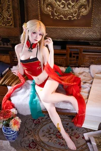 Coser Shuangmu Fusu: Stunning Brest Red Ancient Style Photoshoot - image 42