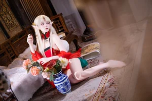 Coser Shuangmu Fusu: Stunning Brest Red Ancient Style Photoshoot - image 15