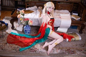 Coser Shuangmu Fusu: Stunning Brest Red Ancient Style Photoshoot - image 17