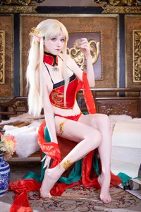 Coser Shuangmu Fusu: Stunning Brest Red Ancient Style Photoshoot - image 2