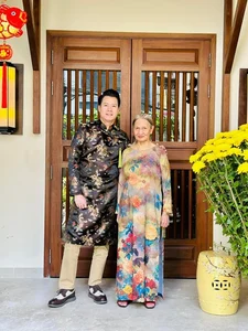 Vietnamese Celebs Offer Condolences as Singer Quang Dung's Mother Passes Away - image 1