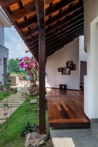 Peaceful Tiled Roof House in Vietnam Central Highlands Captivates Foreign Media - image 7